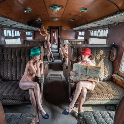 MONDiART It's hot on the Orient Express (100574)