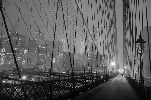 Brooklyn Bridge by night 